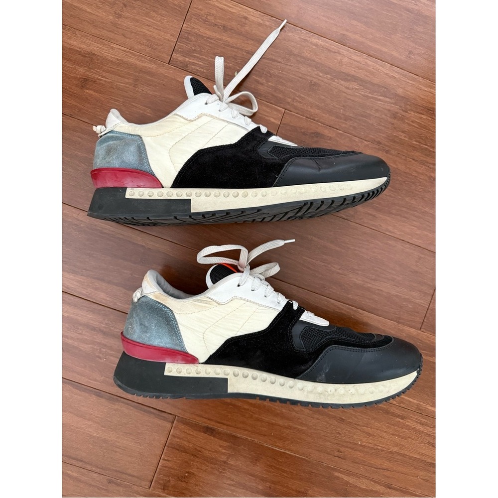 Givenchy Urban Street Runner Designer Sneakers Black White Red Size 11 - Picture 3 of 12